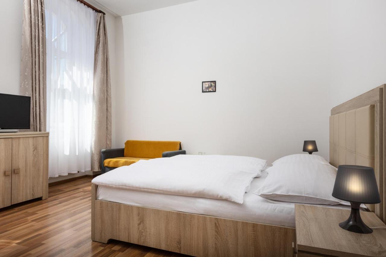 Villa Dino Mariánské Lázně Εξωτερικό φωτογραφία