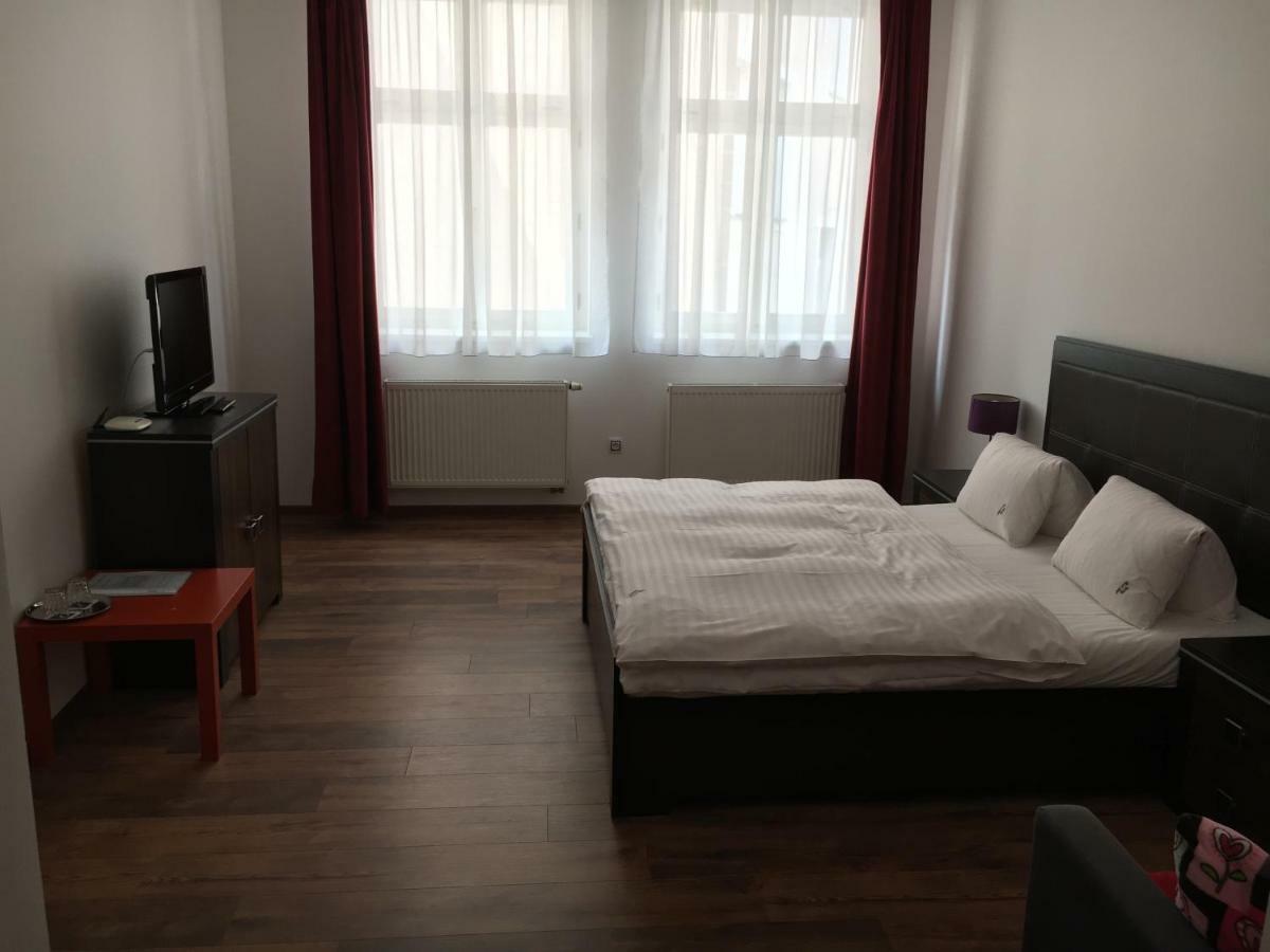 Villa Dino Mariánské Lázně Εξωτερικό φωτογραφία
